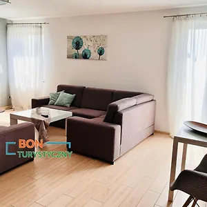 Апартаменты Reja Old Town