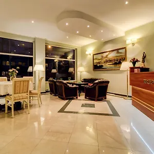 Plaza 3* Varsó